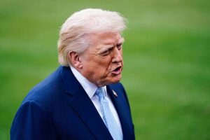 Трамп оставил загадочное послание