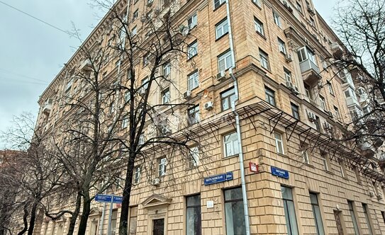 «Сталинка, я выбираю тебя!». Почему люди хотят жить в домах 30–50-х годов постройки