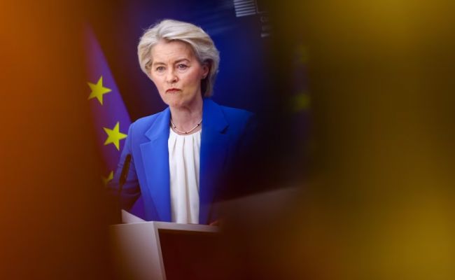 Авиакомпании требуют у ЕС запастись керосином: Брюссель не видит проблем