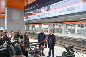 Сергей Собянин и Олег Белозёров открыли вокзал Москва-Сити на МЦД-1