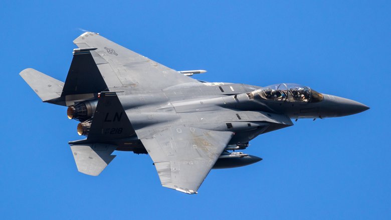 США спасли второго члена экипажа сбитого над Ираном истребителя: что известно