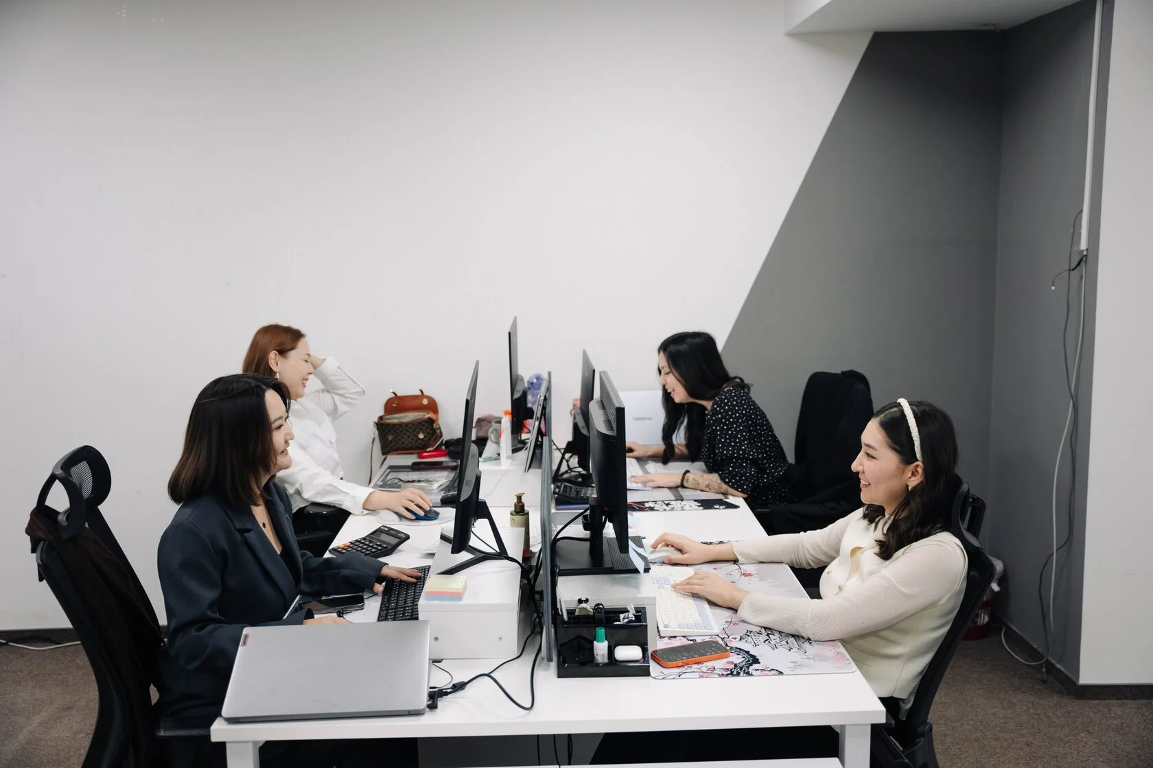 Бухгалтерия и юруслуги «под ключ» в Алматы: как не платить штрафы и сэкономить до 30% на налогах