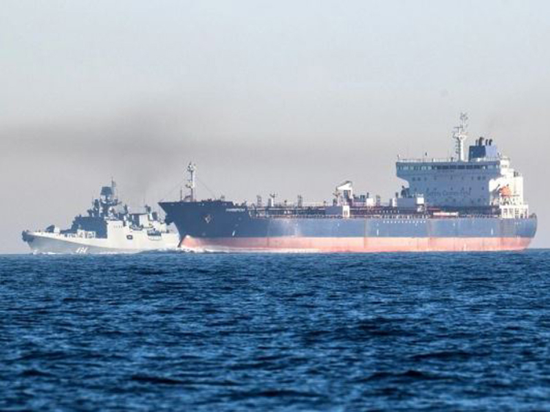 Telegraph раскрыл, почему Великобритания не задерживает российские суда