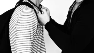 «Ваших на СВО перебьют, и мы тут будем править»: В Воронеже «бородачи» не просто били детей. Они издевались