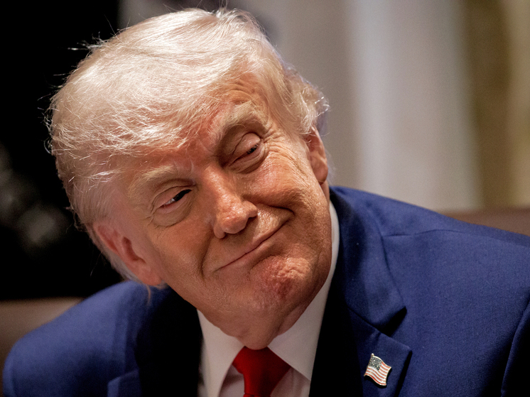 Трамп увековечил себя на горе Рашмор