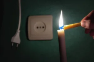 Сальдо сообщил об аварийном отключении электричества в Херсонской области