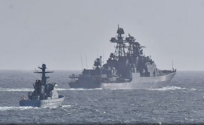 Выпускайте Мэрилу — эсминец «Североморск» замечен у берегов Германии