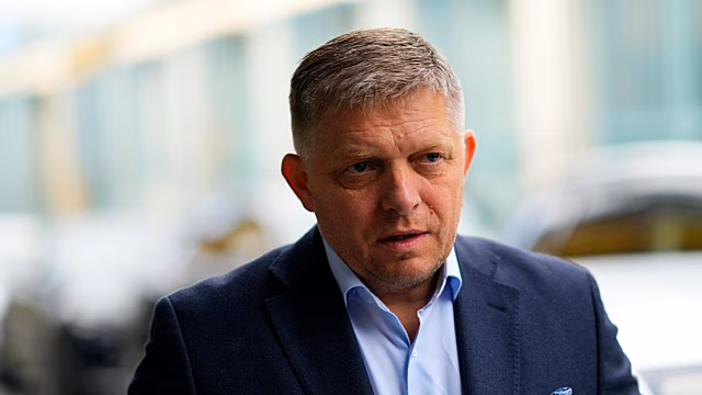 Фицо обсудит с главой ЕК компенсацию Словакии за оружие Украине