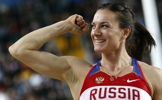 Именитый российский спортсмен вступился за честь Елены Исинабевой