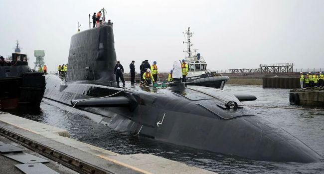 В Британии забили тревогу из-за проблем с ударными атомными подлодоками