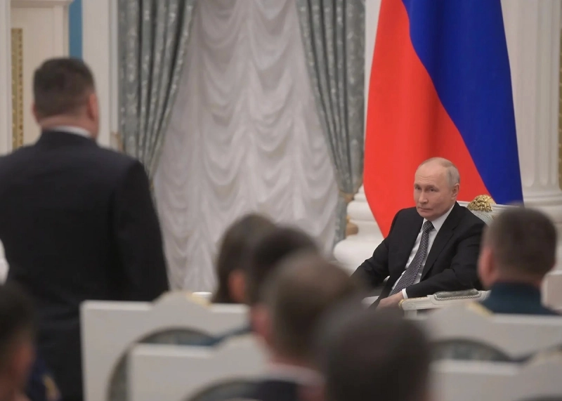 Путин встретился с молодыми учёными Новосибирской области