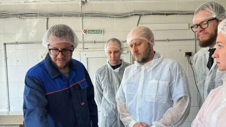Рыбопереработчик из Омской области начал внедрять бережливые инструменты