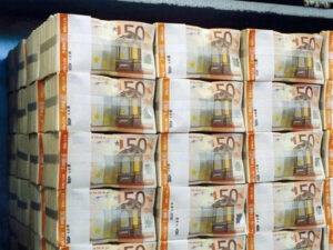 €210 млрд российских активов хотят направить Украине: 27 стран ЕС могут разделить риск конфискации