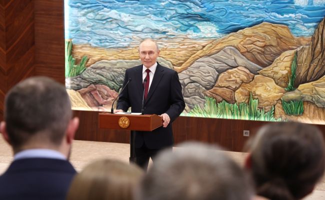 Z-паблики: Для чего нужно было подставлять Путина с этим Святогорском?